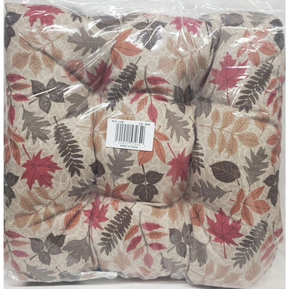 2 THICK REVERSIBLE CUSHION CHAIR PADS w/ties (16